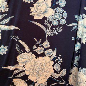 Lularoe Jessie Navy floral (M)